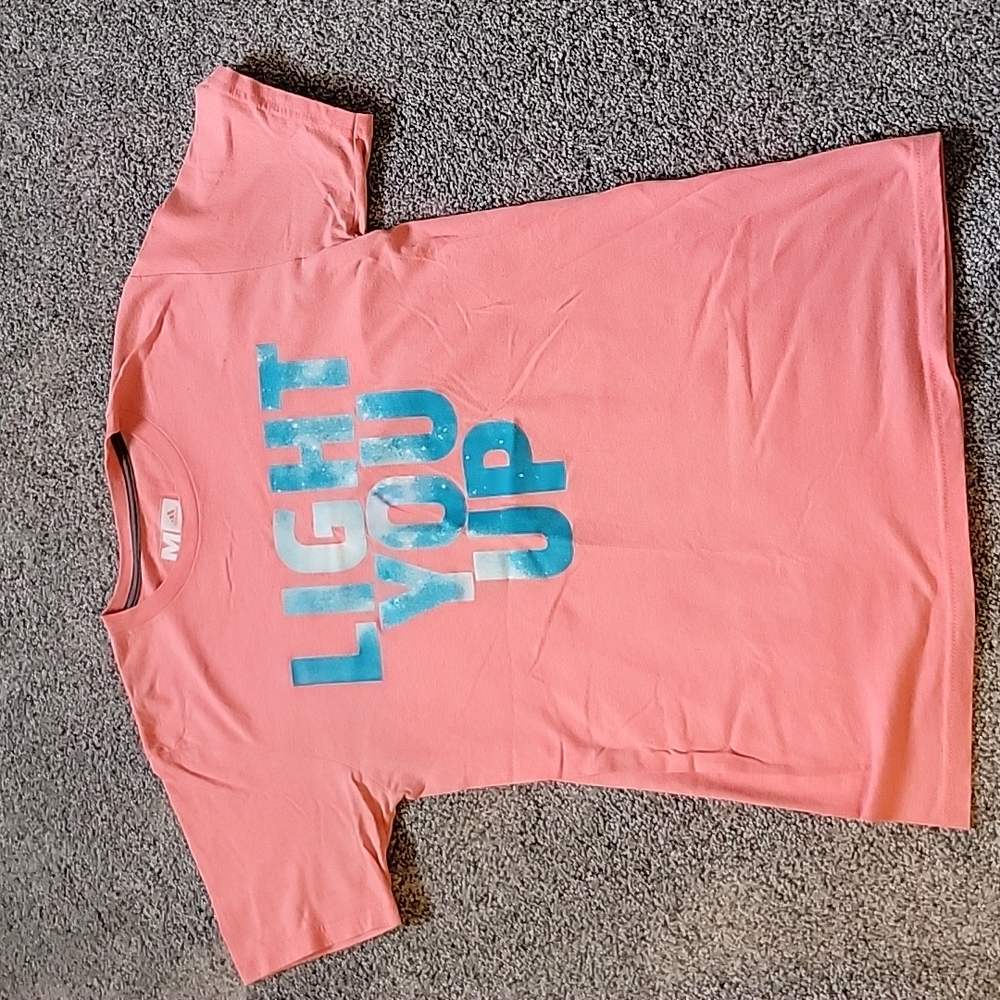 Men's adidas size M short sleeve shirt